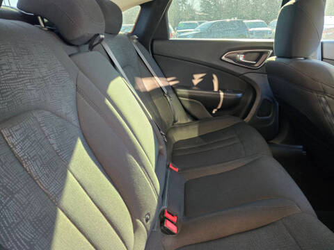 2015 Chrysler 200 LX