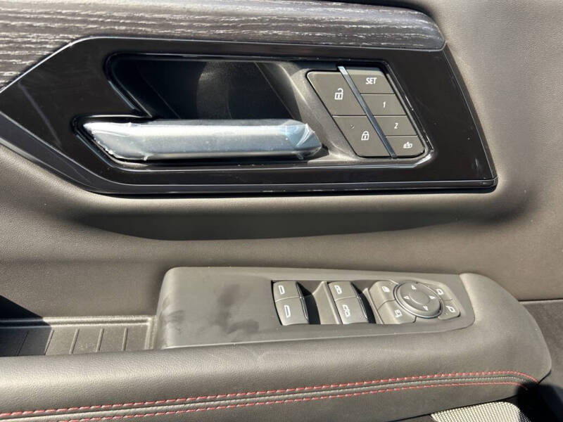 2025 GMC Yukon AT4 Ultimate