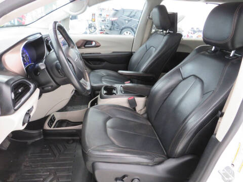 2018 Chrysler Pacifica Touring L Plus