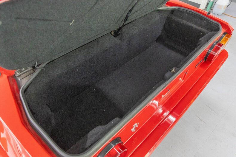 1989 Ferrari Mondial T