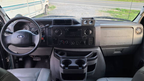 2009 Ford E-Series E-250