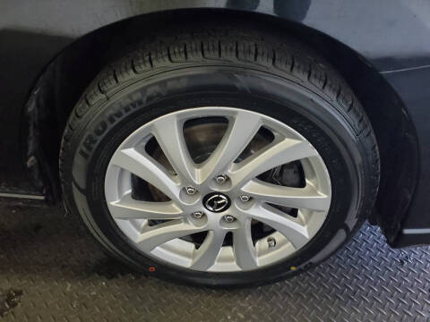 2013 Mazda MAZDA5 Sport