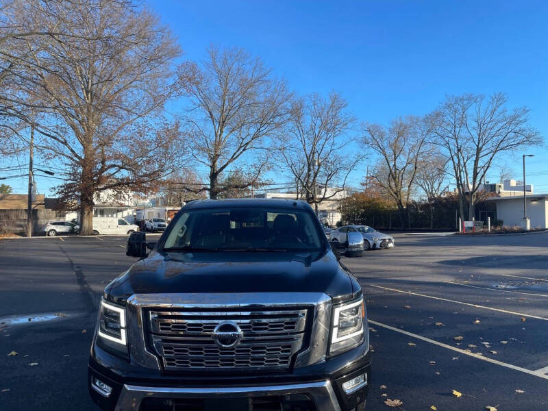 2021 Nissan Titan SL
