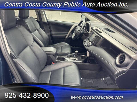 2017 Toyota RAV4 Platinum