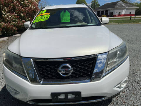 2014 Nissan Pathfinder for sale at B & B Auto Sales in Burlington NC