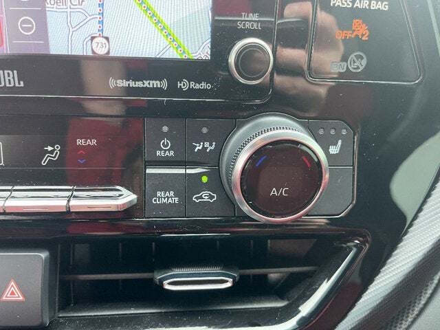 2022 Toyota Highlander 34
