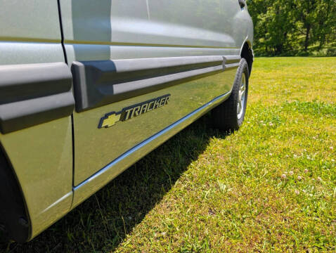 2004 Chevrolet Tracker