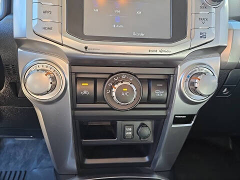 2017 Toyota 4Runner SR5