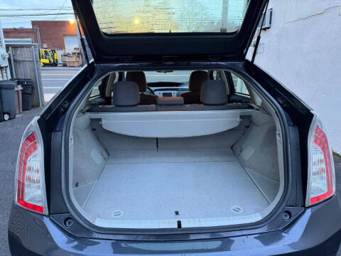 2013 Toyota Prius Three