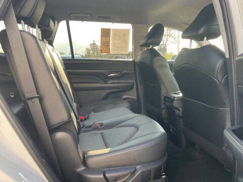 2024 Toyota Grand Highlander Hybrid XLE