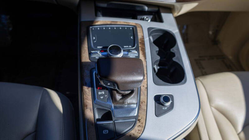 2018 Audi Q7 2.0T quattro Premium Plus