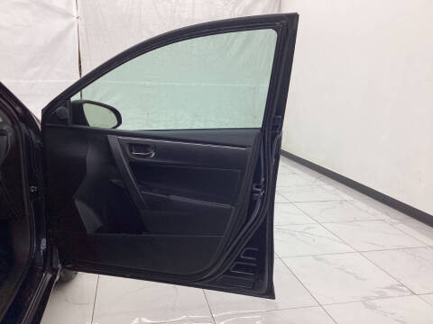 2019 Toyota Corolla XLE