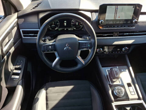 2024 Mitsubishi Outlander PHEV