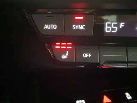 2024 Audi Q4 e-tron quattro Premium 55