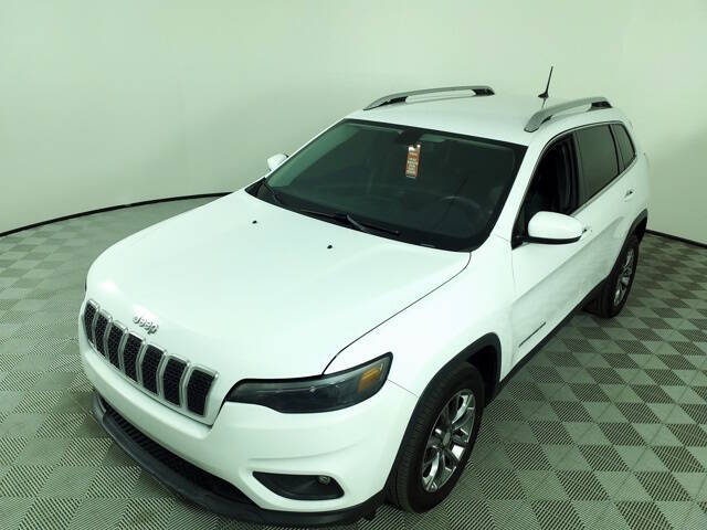 Used 2019 Jeep Cherokee Latitude Plus with VIN 1C4PJLLB3KD339468 for sale in Peoria, AZ