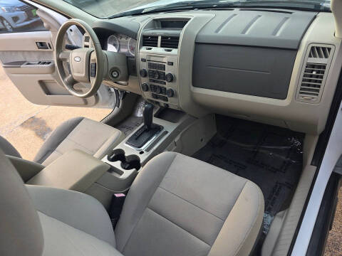 2011 Ford Escape XLT