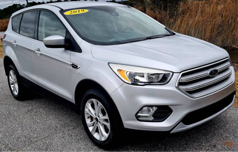 2019 Ford Escape SE's photo
