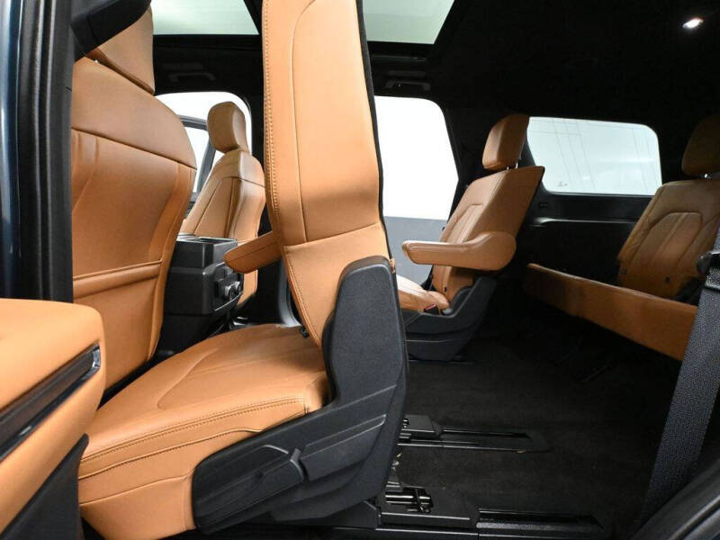 2023 Ford Expedition Platinum