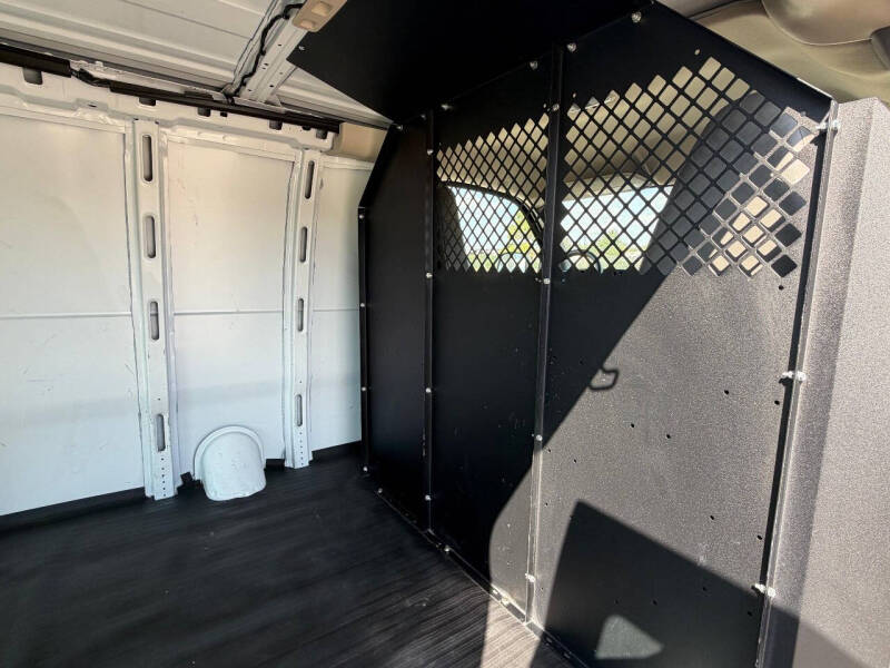 2021 Chevrolet Express 2500