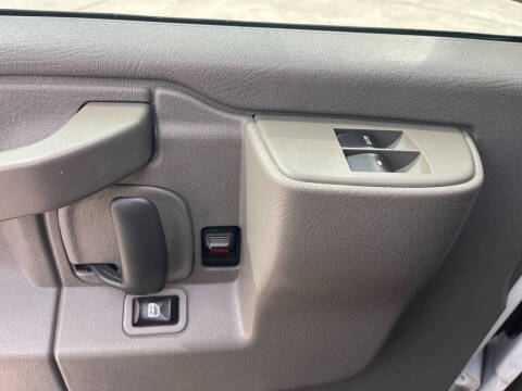 2020 Chevrolet Express 2500