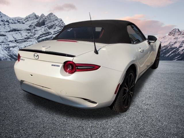 2025 Mazda MX-5 Miata Club