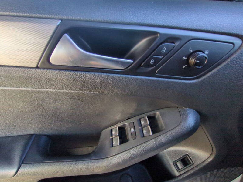 2016 Volkswagen Jetta