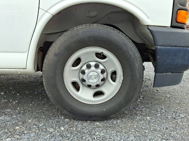 2017 Chevrolet Express LS 2500