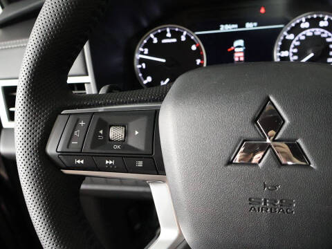 2026 Mitsubishi Outlander LE
