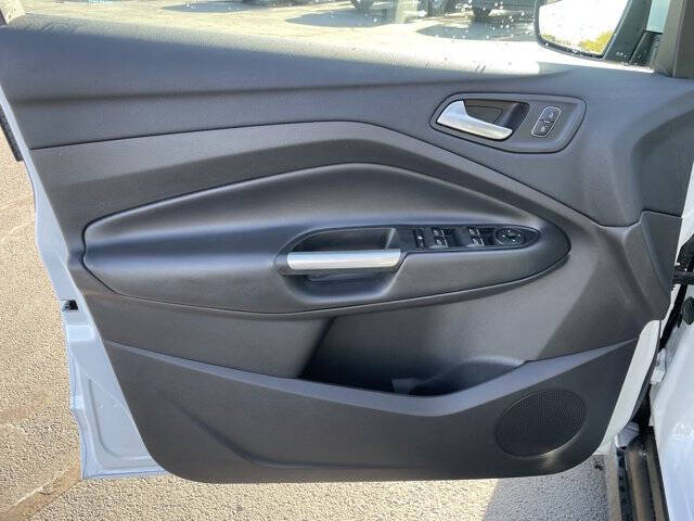 2017 Ford C-MAX Hybrid SE