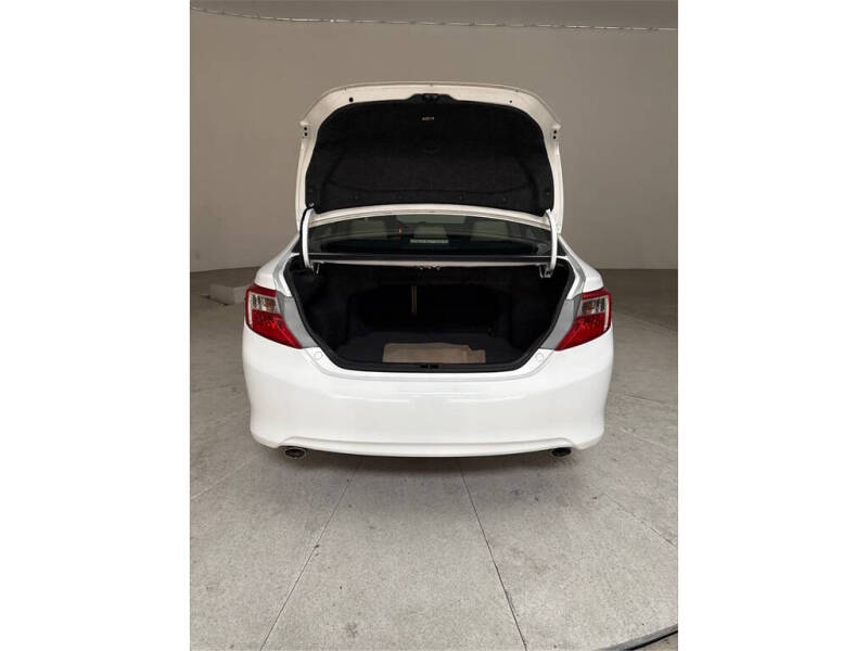 2014 Toyota Camry XLE V6