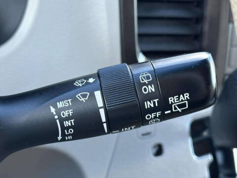 2013 Toyota Sienna LE 8-Passenger