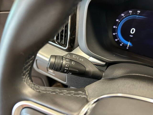 2023 Volvo XC60 B5 Core