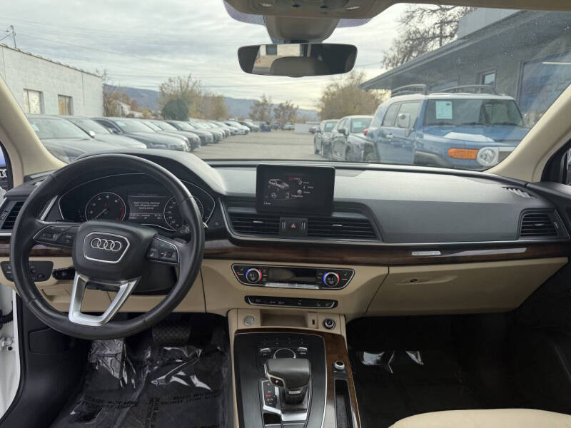 2018 Audi Q5 2.0T quattro Premium Plus