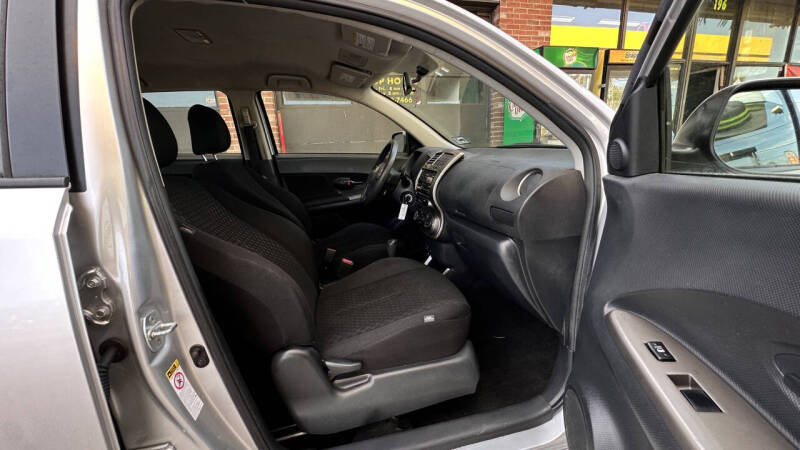 2013 Scion xD