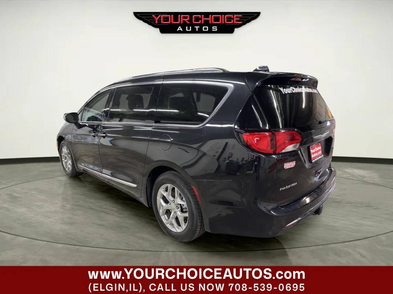 ChryslerPacifica3