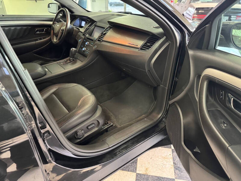 2015 Ford Taurus SEL