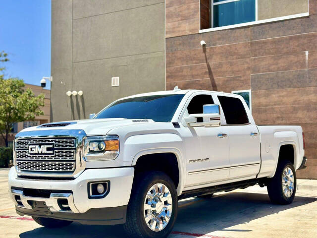 2018 GMC Sierra 2500HD for sale at WESTERN AUTO in Lubbock, TX