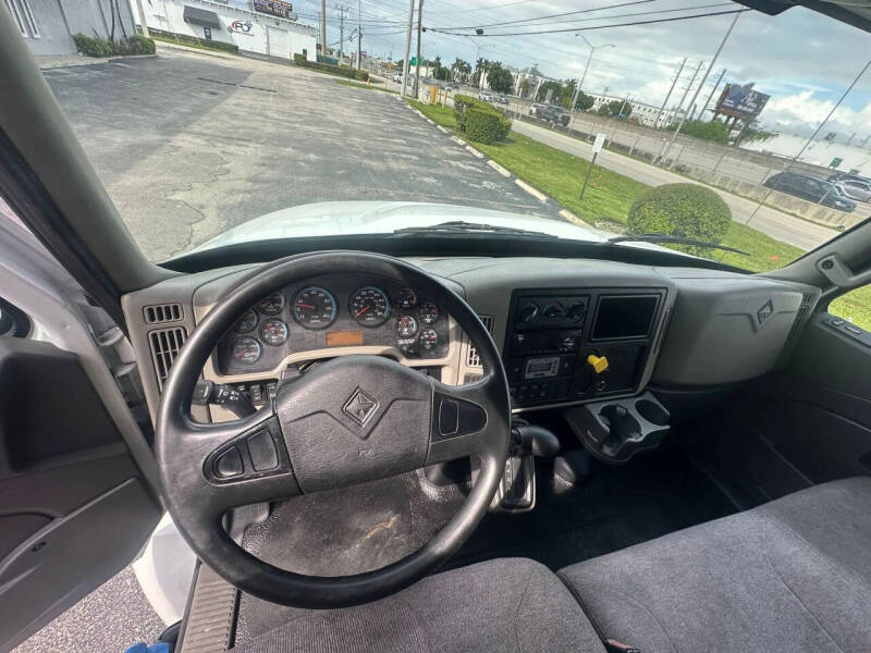 2018 International DuraStar 4300