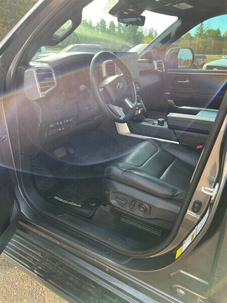 2024 Toyota Sequoia Platinum