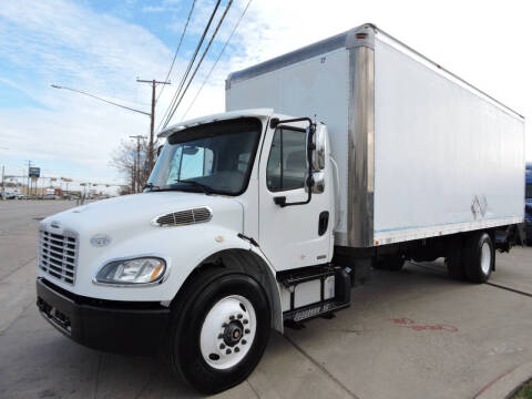 2012 Freightliner M2 106