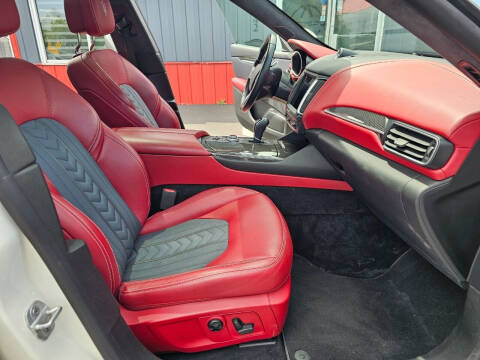 2017 Maserati Levante