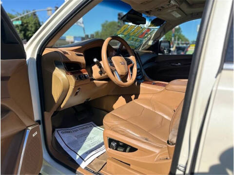 2015 Cadillac Escalade Platinum
