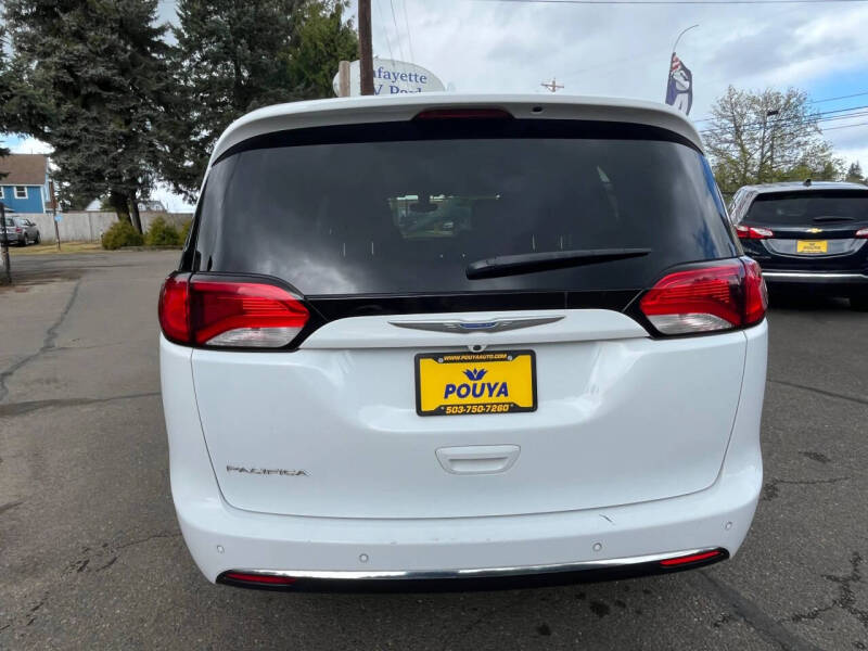 2018 Chrysler Pacifica Touring L