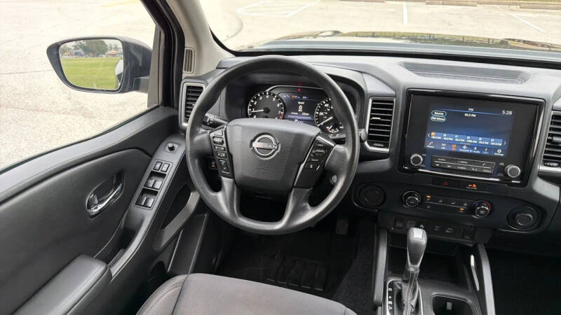 2022 Nissan Frontier