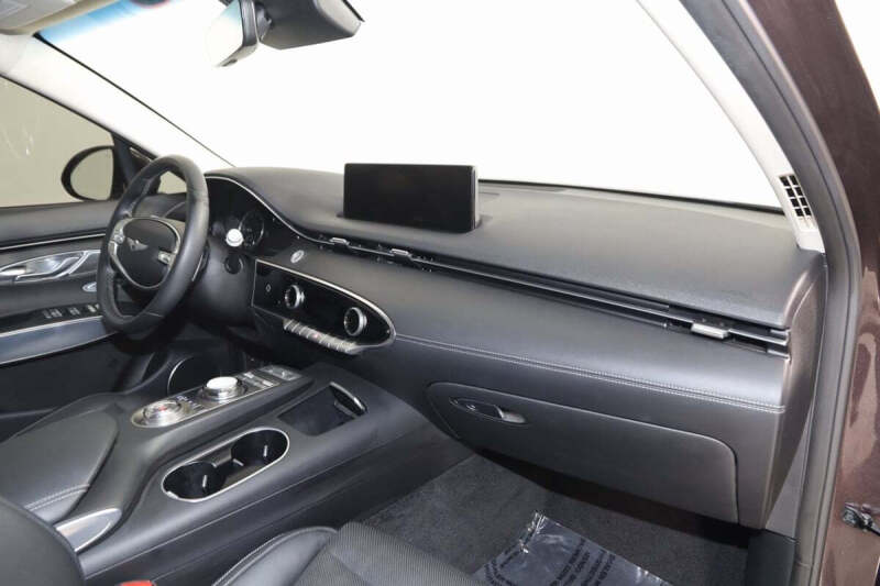 2022 Genesis GV70 2.5T Standard