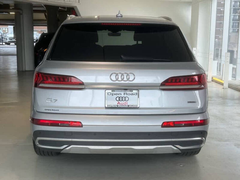 2022 Audi Q7 quattro Premium Plus 55 TFSI