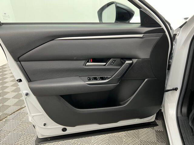 2025 Mazda CX-50 2.5 S Preferred