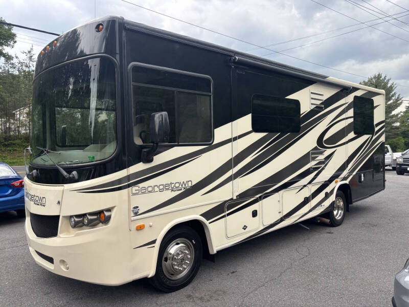 2014 Ford F-53's photo