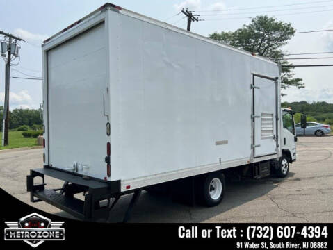 2015 Isuzu NPR HD DSL REG AT