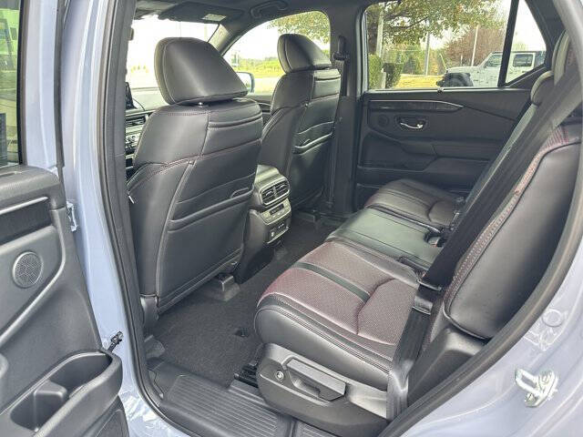 2025 Honda Pilot Black Edition